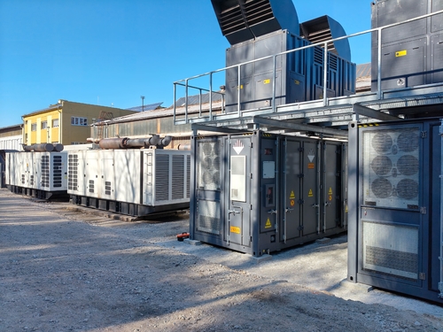 Τσεχικά. 1MW/3.44MWh Υγρό ψύξη Ενέργεια Αποθήκευση δοχείο